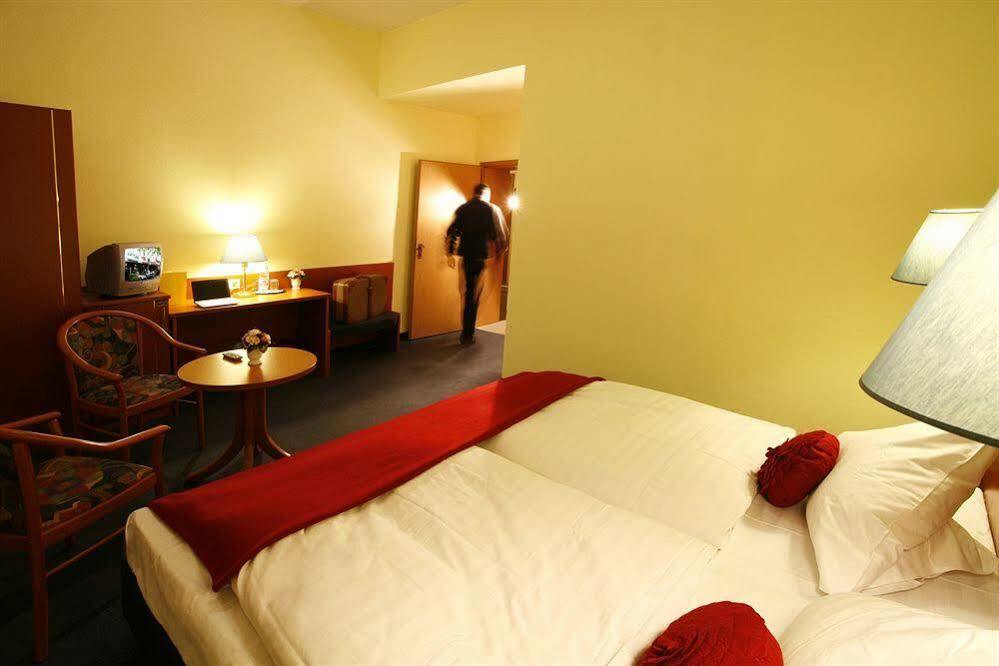 Trip Inn Hotel Schumann Düsseldorf Eksteriør billede